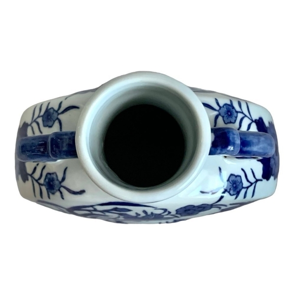 Rare Vintage Blue & White Floral Profile China Vase Two Handled Porcelain Vase - Picture 4 of 5